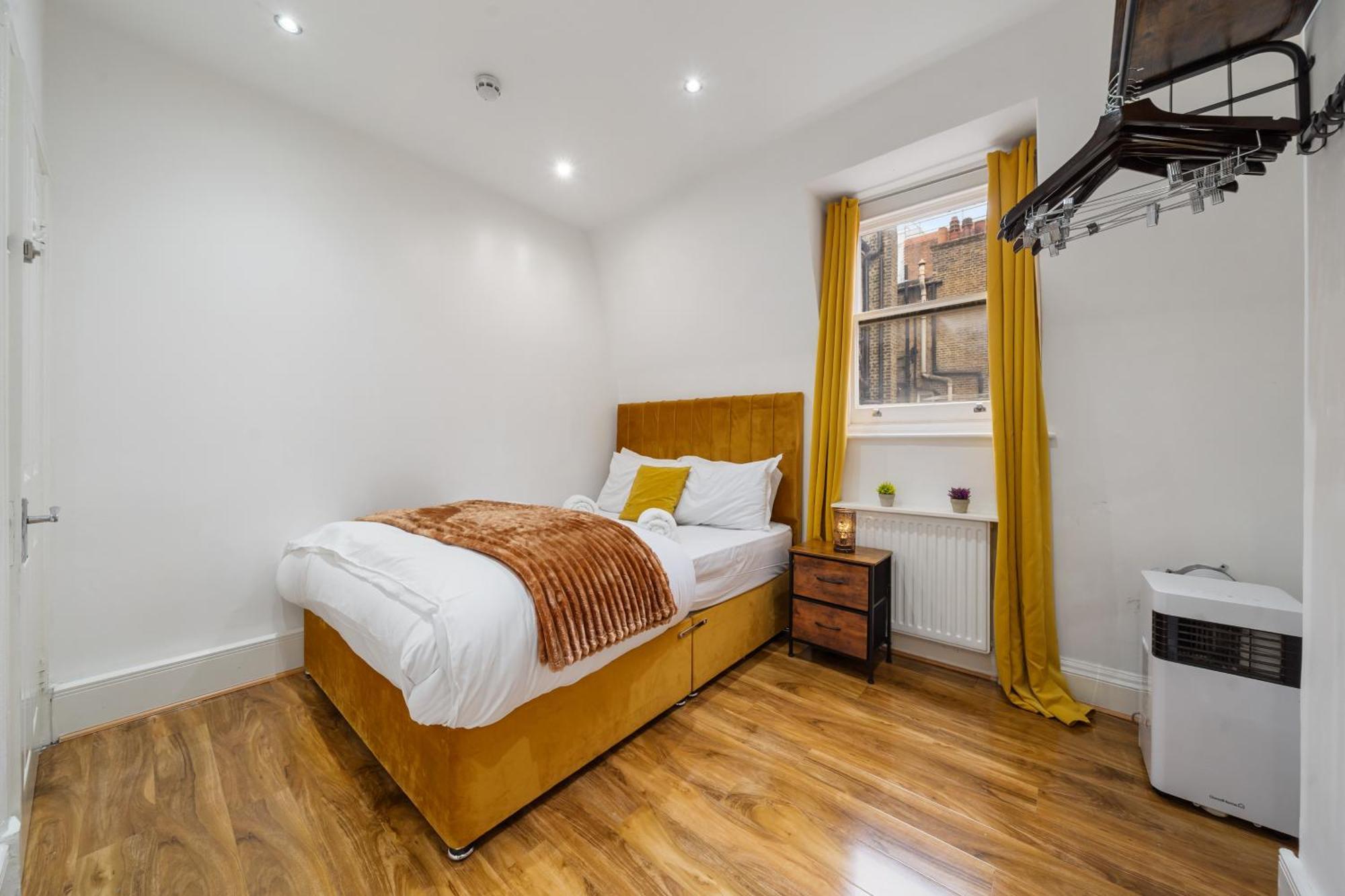 Luxurious Apartments On Oxford Street Londra Exterior foto