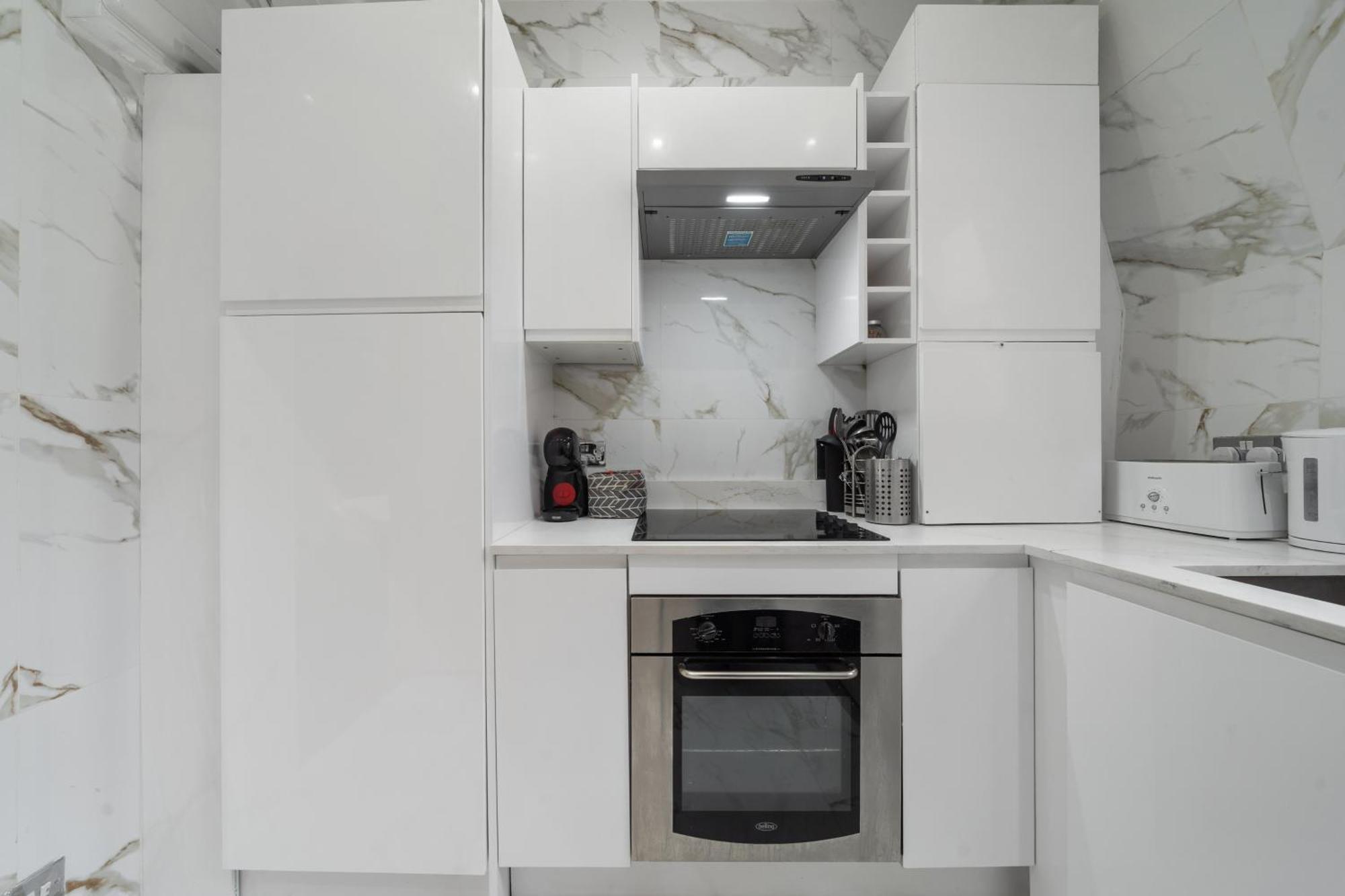 Luxurious Apartments On Oxford Street Londra Exterior foto
