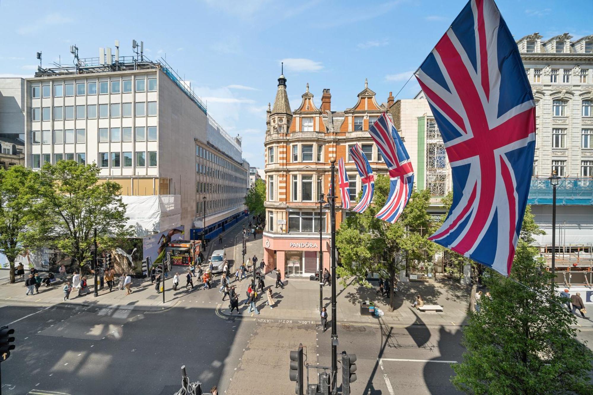 Luxurious Apartments On Oxford Street Londra Exterior foto