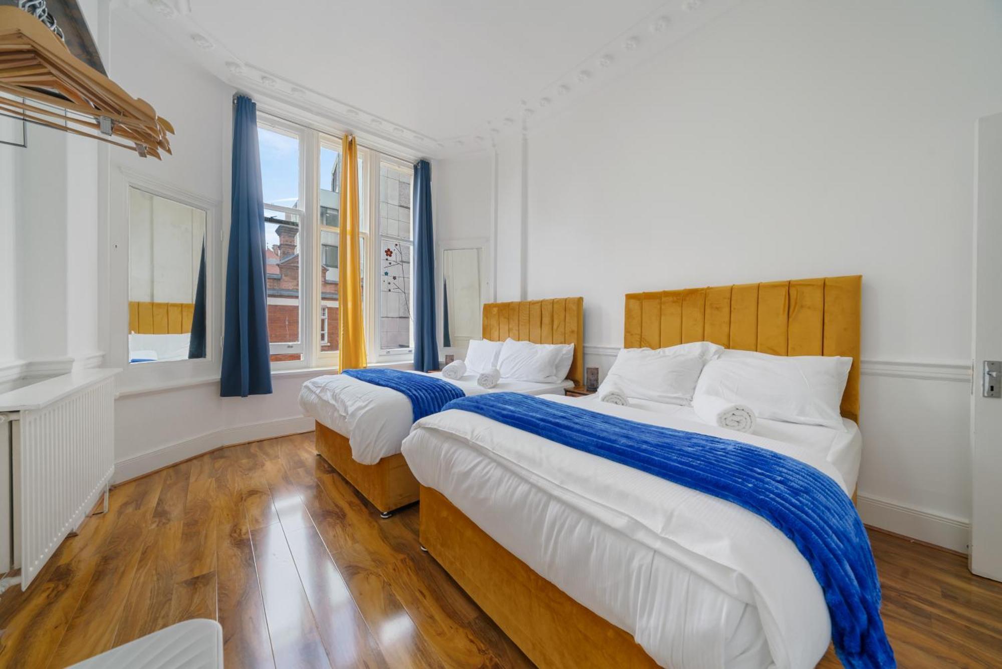 Luxurious Apartments On Oxford Street Londra Exterior foto